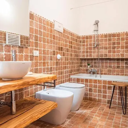 Romantic Flat On Navigli River By Easylife Milan Exterior photo